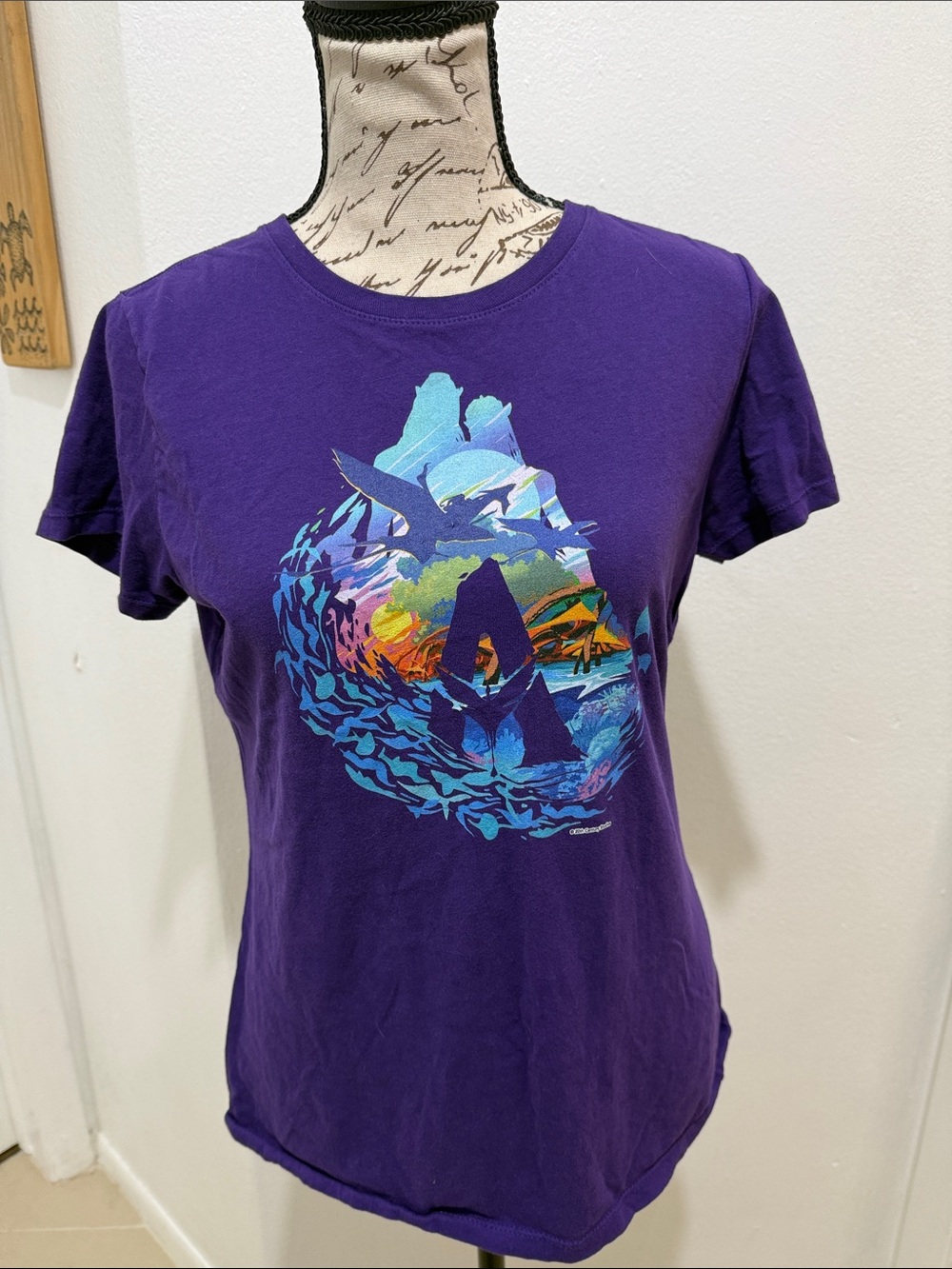 Purple Short Sleeve Graphic Tee with Colorful Ocean Design